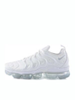 Air Vapormax Plus “Triple White”